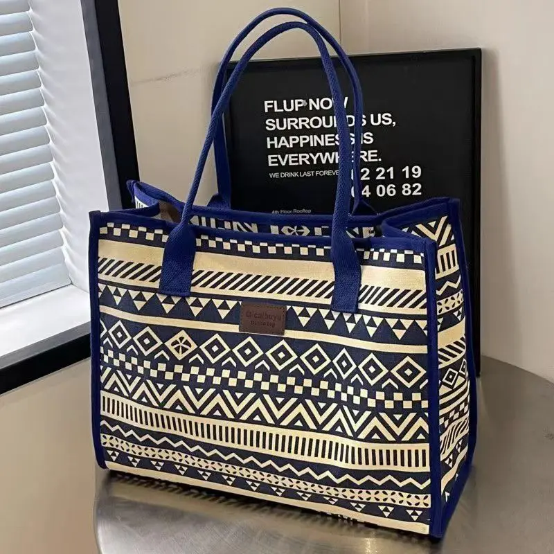 

Большая вместительная холщовая сумка-тоут для студентов и женщин, модная сумка через плечо с принтом, для повседневных поездок, в корейском стиле, с мягкой ручкой