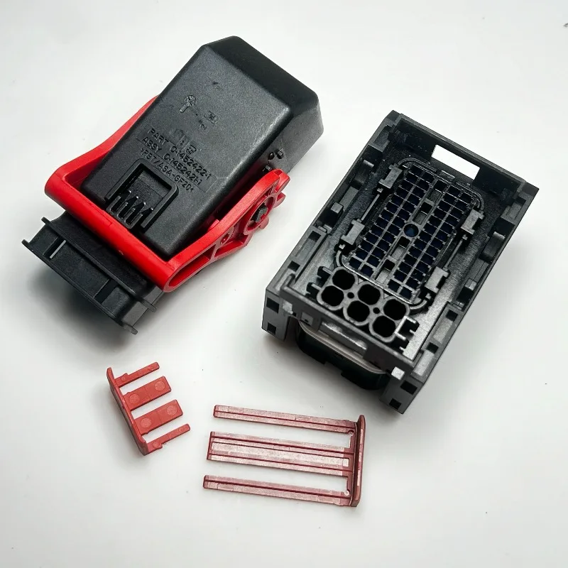 1PCS 9-1563172-9 Original 58 holes, gearbox computer board plug