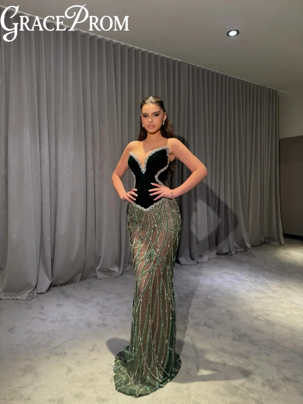 

Роскошное вечернее платье Crystal Illusion с длинным шлейфом, расшитое бисером, без рукавов, для свадебных торжеств, индивидуальный пошив, гламурное выпускное платье с V-образным вырезом