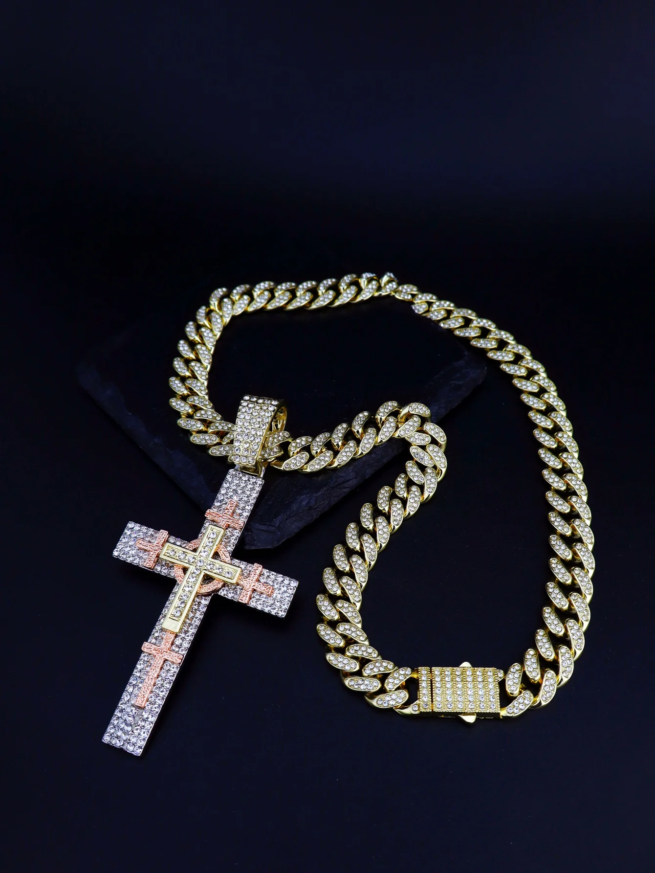 Hip Hop Punk Style 14K Gold Plated Cuban Chain Style Chunky Chain Tri-Color Cross Necklace
