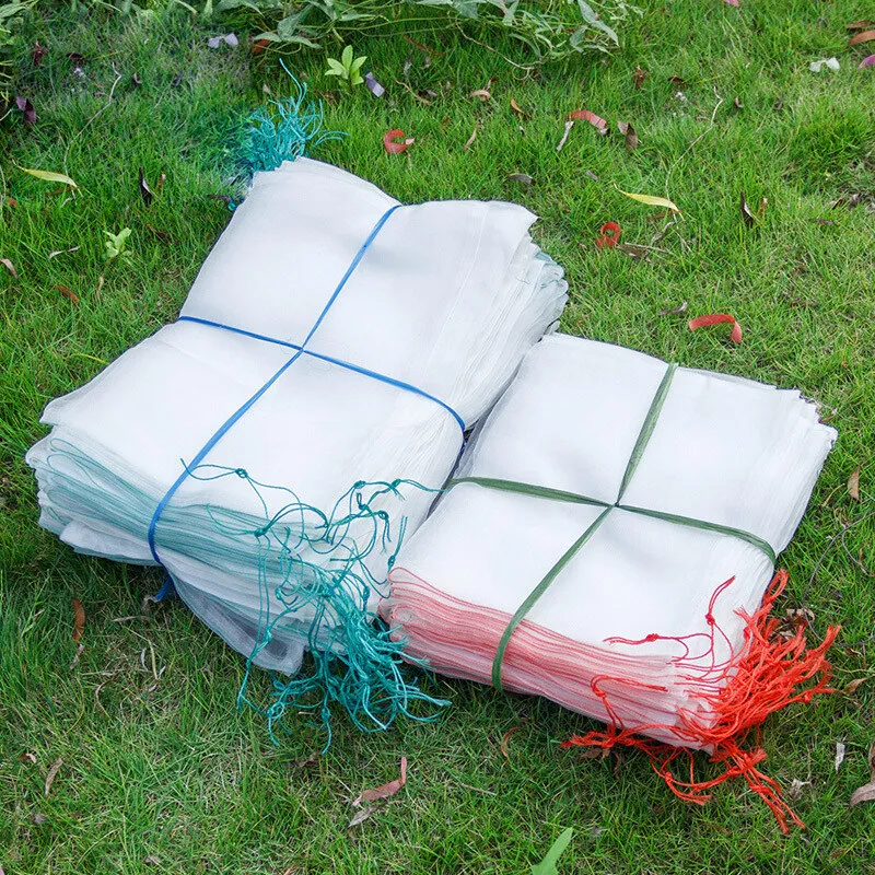 50Pcs Lot 40Mesh Nylon Drawstring Net Bag, Anti Bird Insect Pest Sack for Seed Fruit Wristband Garden Growing Packaging
