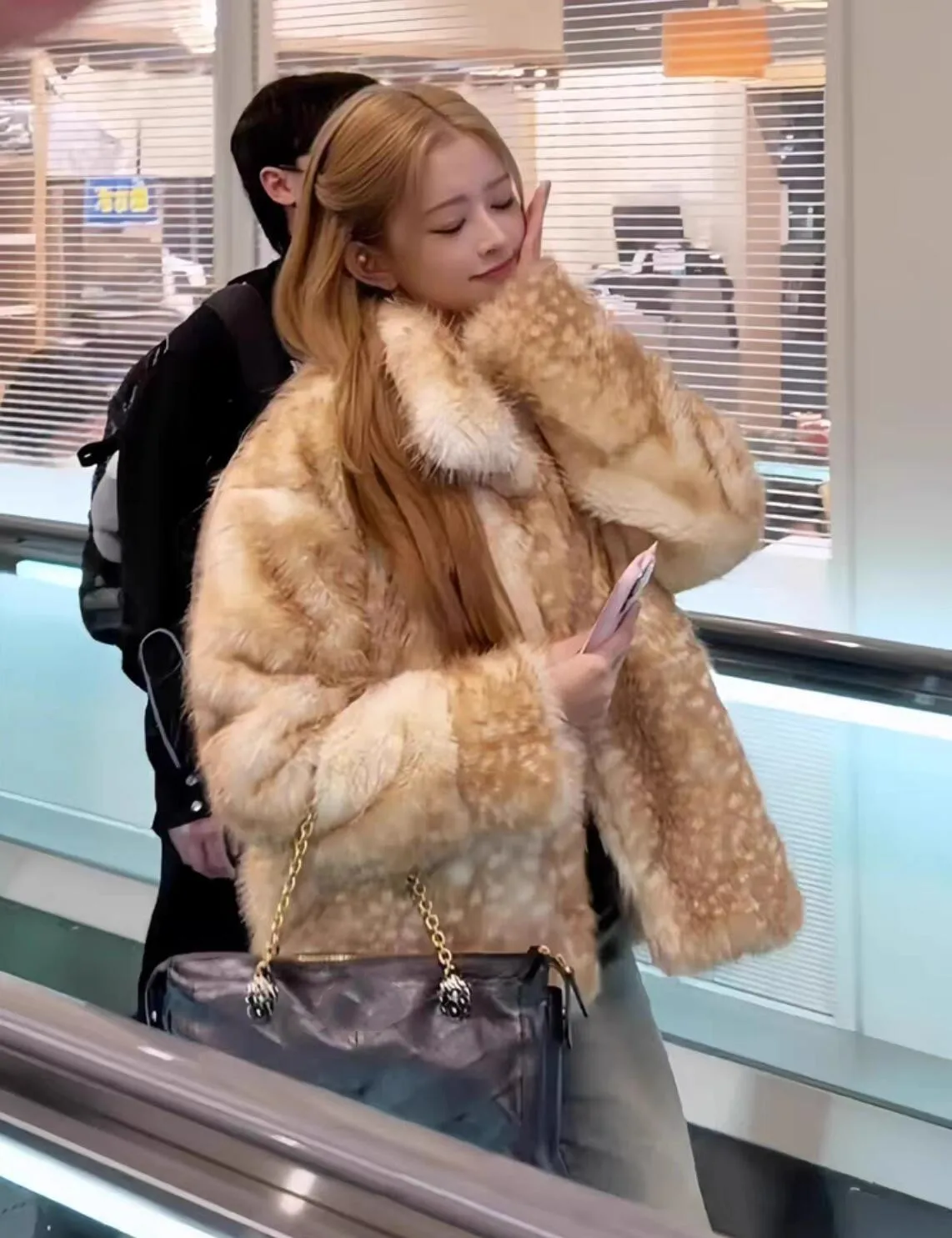 Winter Vintage Animal Deer Dot Hairy Shaggy Faux Fur Coat Women Lapel Collar Long Sleeve Furry Warm Jacket Loose Outerwear