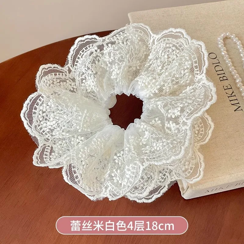 

Korean-Style College Chic Scrunchie, High-End Fabric Lace Hair Tie for Women, Ponytail or Bun, Does Not Damage Hair