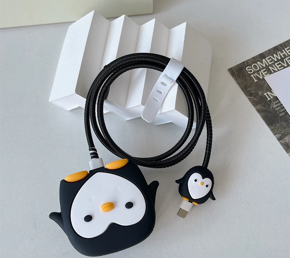 4Pcs/Set Cute Penguin 3D Cartoon Cable Protector For iPhone / iPad 18W/20W Charger Protective Case Phone Wire Cord Organizers