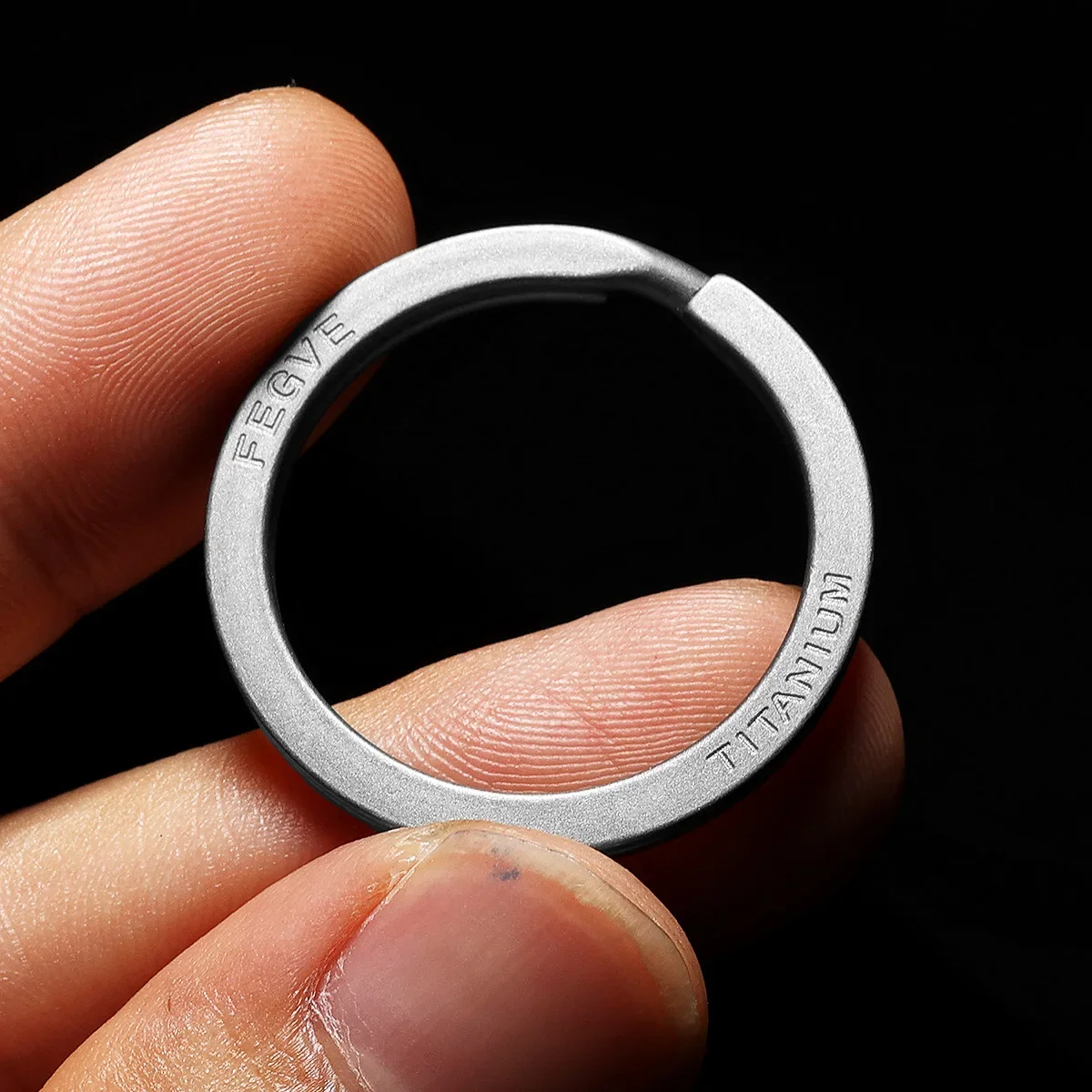 Real Titanium Men Keyring Flat Key Chain Rings Holder