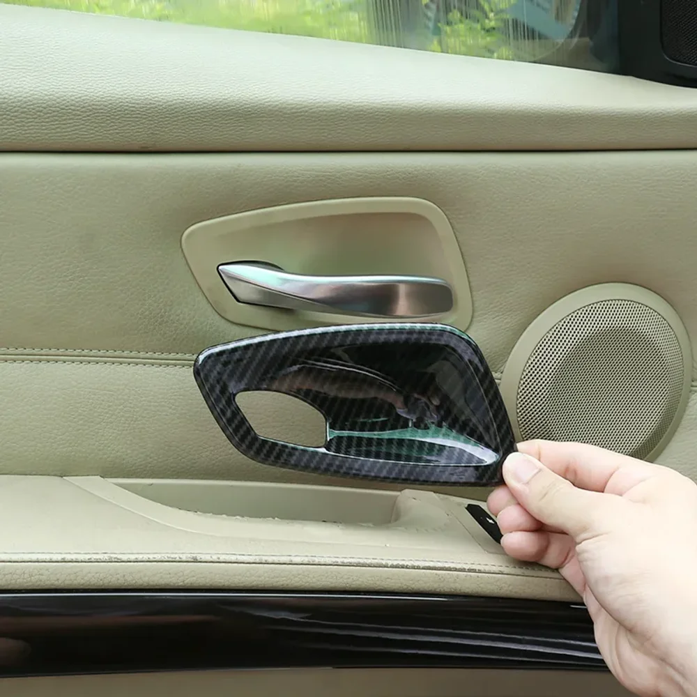 4 pièces de garnitures de poignée de porte intérieure en fibre de carbone pour BMW E90 Série 3 2005 2006 2007 2008 2009 2010 2011 2012