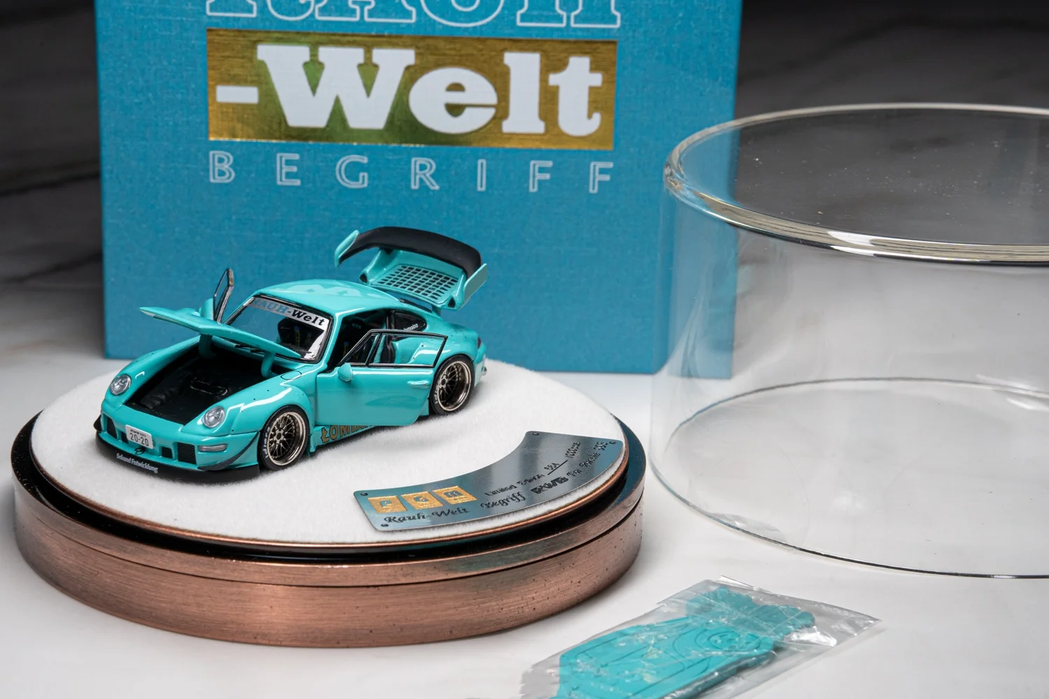PGM 1:64 Premium full-open modified car model 911 993 Tiffany Limited Edition alloy car model Collection gift