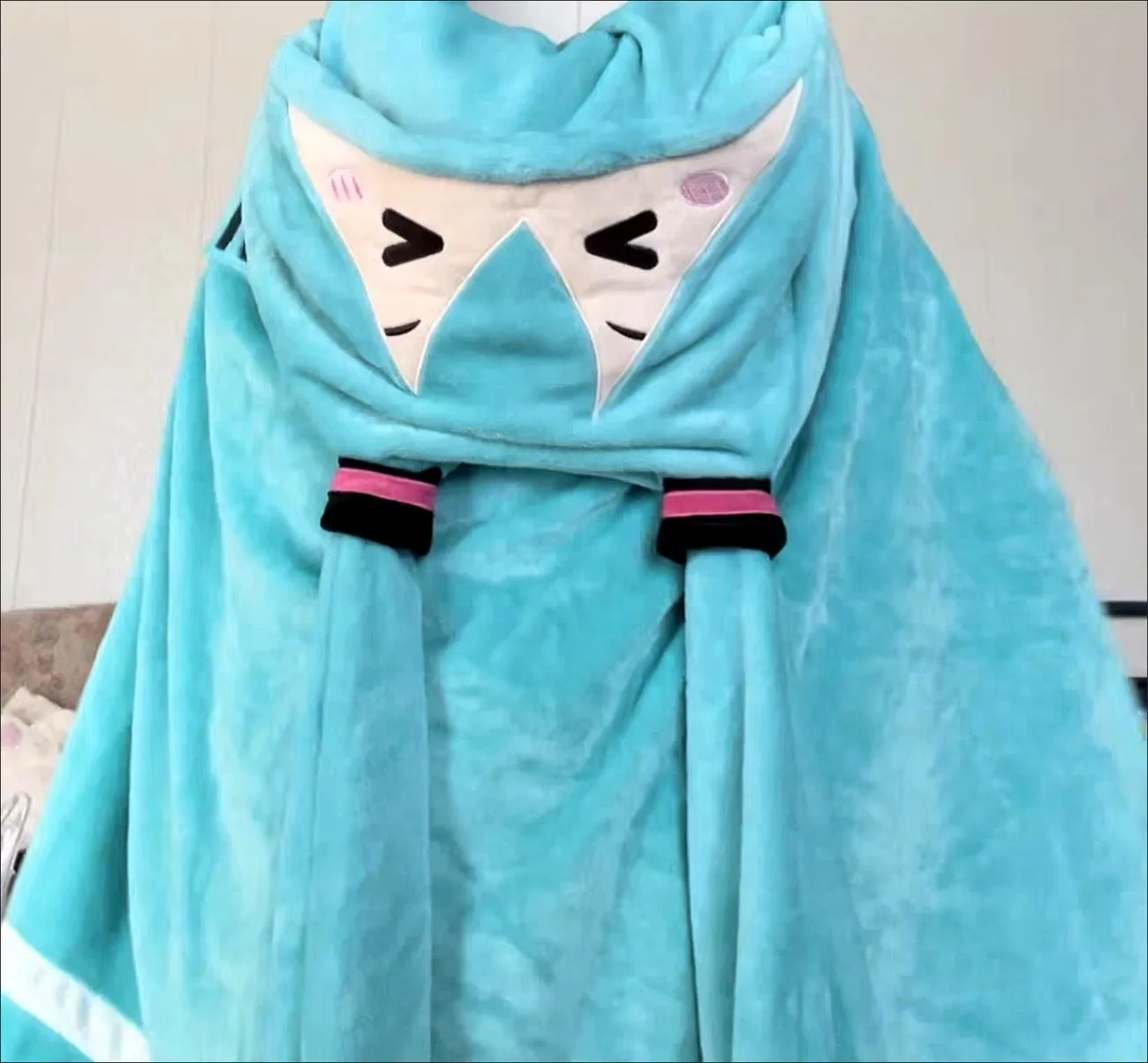 couverture-a-capuche-en-flanelle-douce-moeyu-anime-hatsune-miku-kawaii-chale-et-oreiller-vocaloid-cosplay