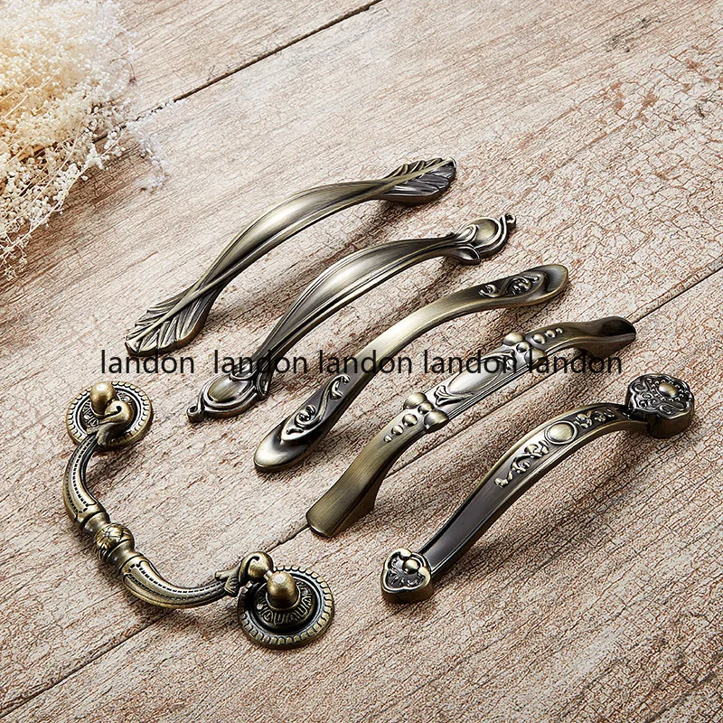Antique Handle Knob Furniture Handle Kitchen Cabinet Handle Drawer Pen Pulls Zinc Alloy Cupboard Handles Luxury European Handles