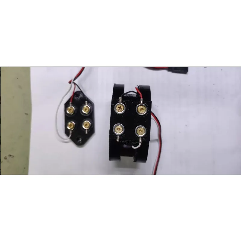 TRX6 RC Crawler Body Magnetic Power Supply Module,Large Current Contact,Copper Screw Conductive,4Channel Interface,Upgrade Parts