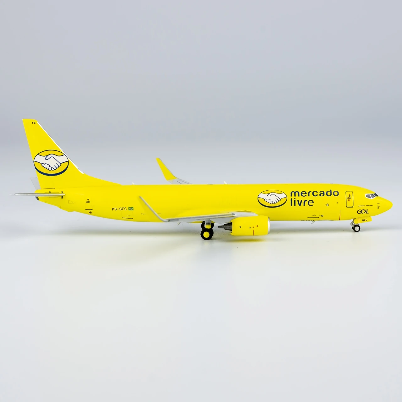 58197 Alloy Collectible Plane Gift NG Model 1:400 Mercado Livre Boeing B737-800 Diecast Aircraft Jet Model PS-GFC