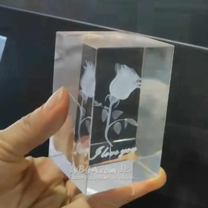 LY-A02 ليزر 2D ثلاثية الأبعاد آلة الحفر الداخلي زجاج كريستال الكرة الضوء الأخضر 1 واط 6 واط الألياف الليزر وسم آلات الطحن