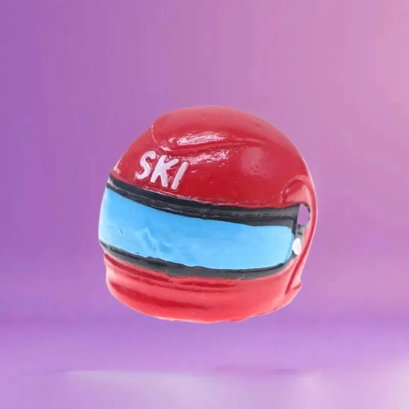 Escena de esquí de invierno en miniatura, decoración para casa de muñecas con patines de hielo a escala 1:12 y gorros de esquí