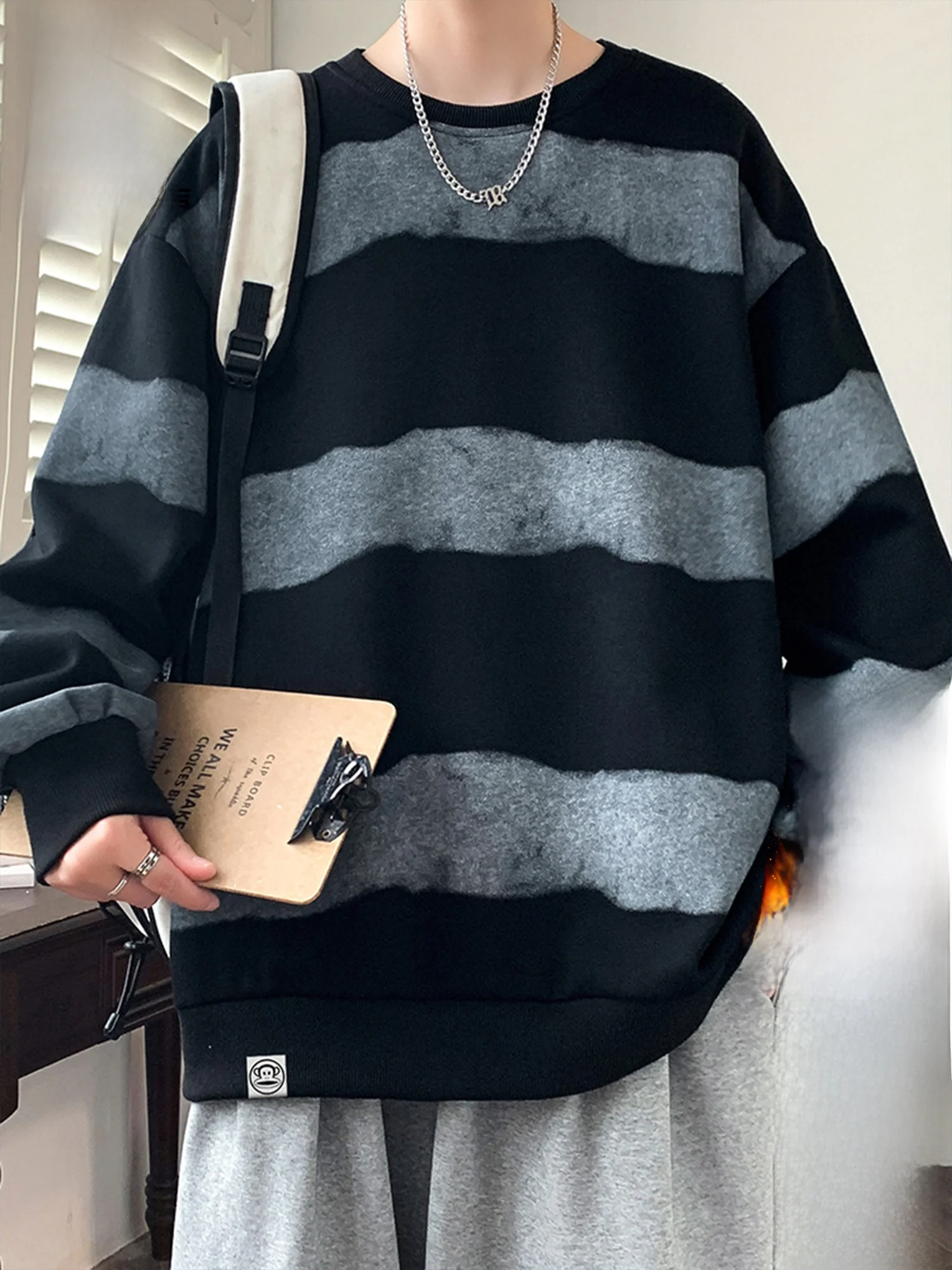 

PaulFrank Men's Oversized Fce Lined Long Sve Sweatirt Casual Comfortable Loose Fit Autumn Winter Faion Streetwear