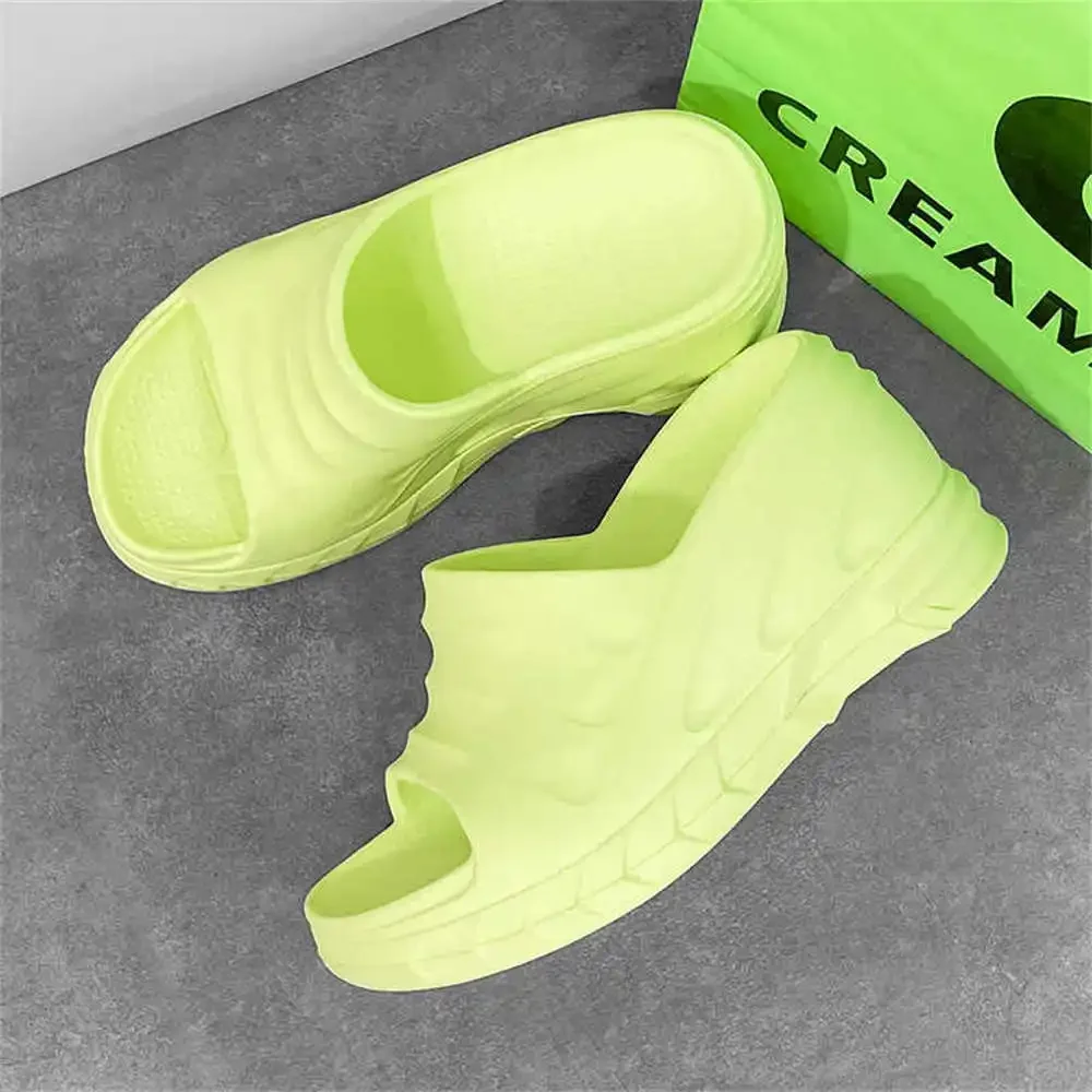 Number 38 Special Size Adult Sandal Black Yellow Shoes Women's Non-slip Slipper Sneakers Sport 2024 Holiday Sneekers Runner