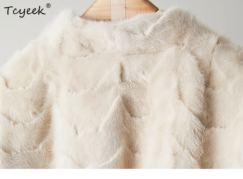Tcyeek معطف فرو المنك الحقيقي النساء ملابس الشتاء الدافئة سترة الفراء الحقيقي المرقعة معطف المرأة الجديد في معاطف 2025 Fourrure فام
