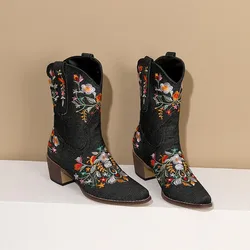 Swobodny kowboj buty w stylu Vintage na niskim obcasie jesień zima damskie buty Retro wyszywany wzór Western długie buty Femme Bottes duży rozmiar