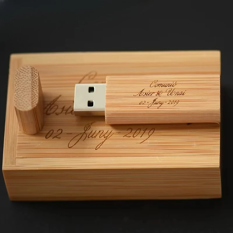 Chiavetta USB in legno da 64 GB con logo personalizzato gratuito Chiavetta USB da 32 GB in acero Regalo di nozze Memory Stick Disco U in bambù da 16 GB Archiviazione esterna da 8 GB