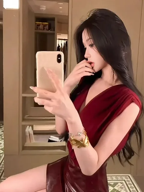 

Женская облегающая юбка из искусственной кожи в стиле ретро, красная V-Ne, осенняя новинка, дышащая, удобная, Dr