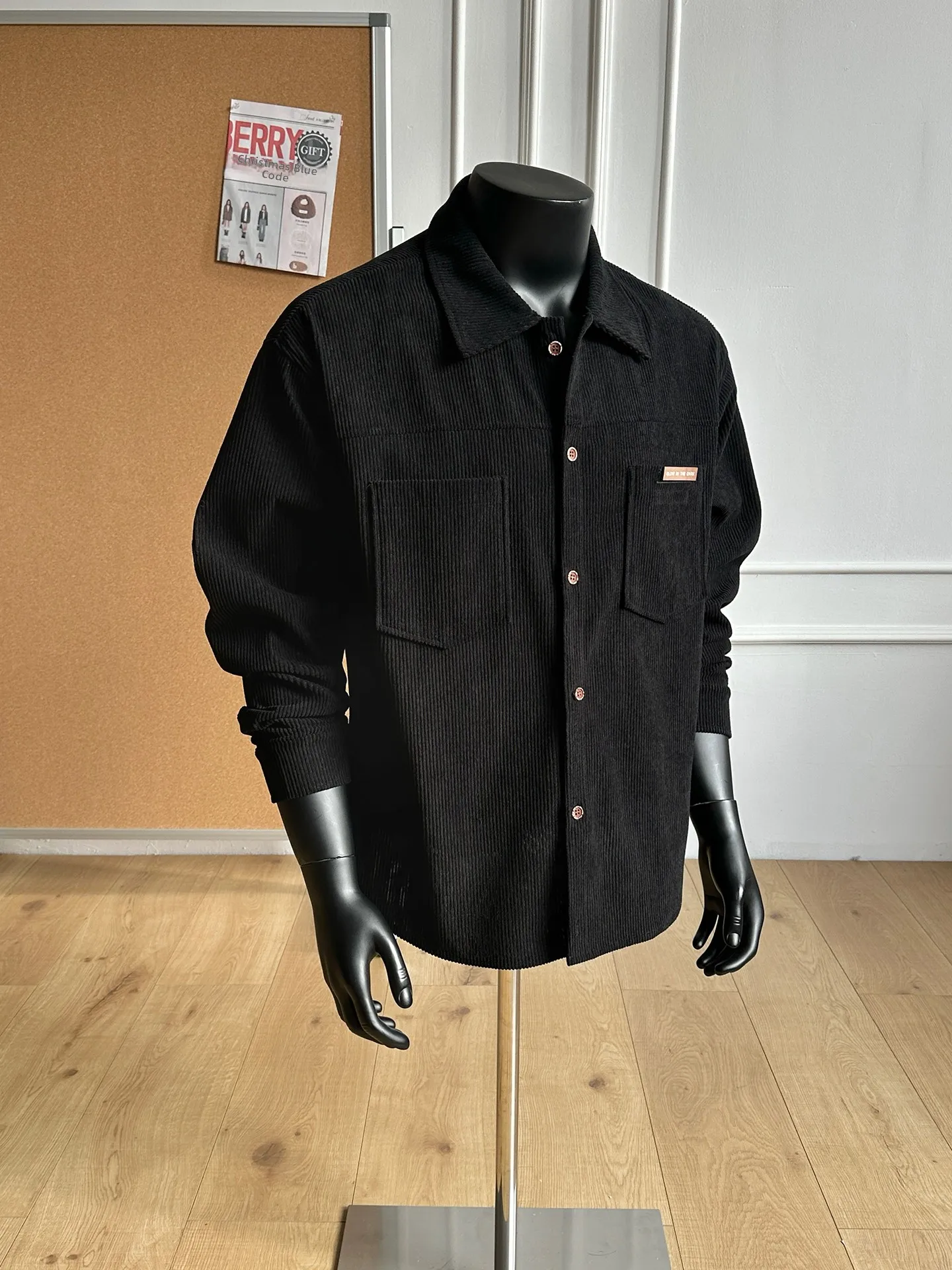 

Мужская вельветовая рубашка с длинным рукавом, весенняя, модная, свободного кроя, повседневная, из 100% полиэстера, стандартной длины, на пуговицах