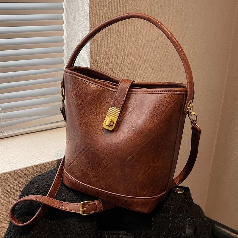 

Универсальная изысканная кожаная высококачественная модная осенняя женская сумка-ведро на одно плечо на одно плечо, стильная портативная простая сумка