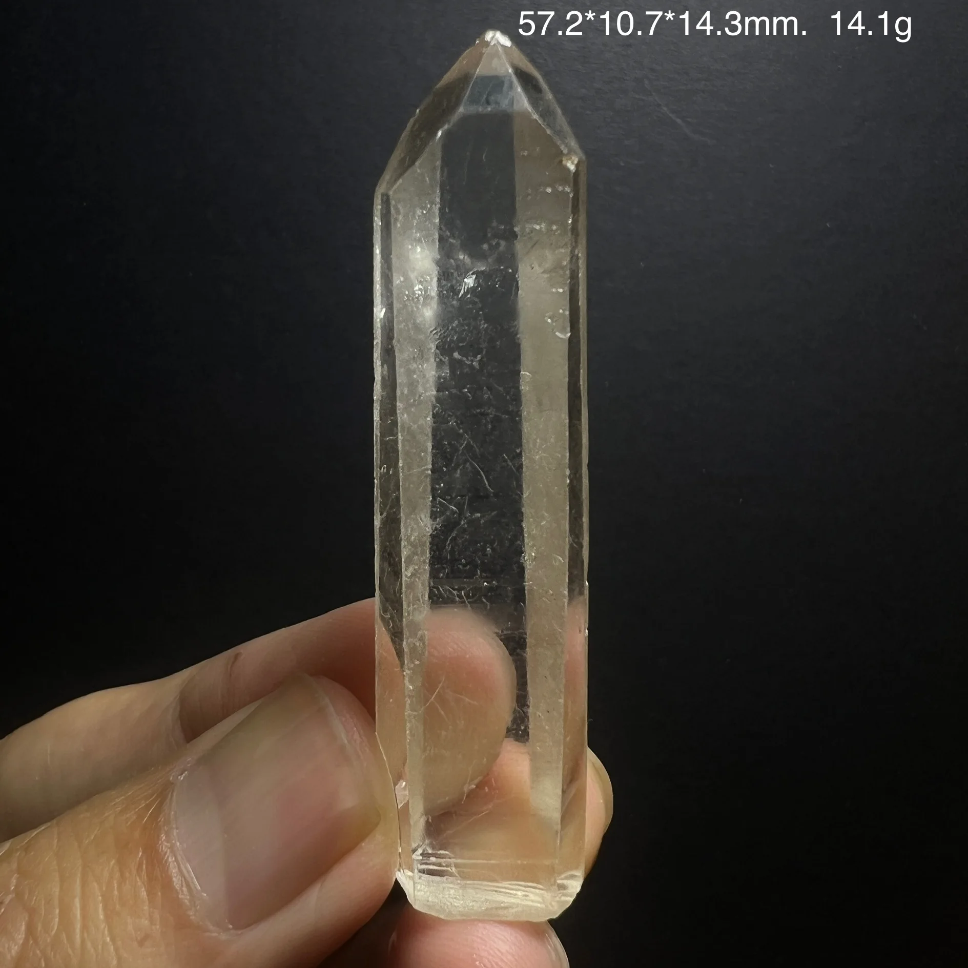 

Natural white quartz crystal rough stone, mineral crystal ore specimen, mineral specimen, collection display item