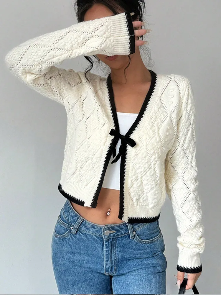 Women Elegant V Neck Long Sleeve Lace Up Embroidery Knitwear 2024Autumn Winter New Single Breasted Fashion High Street Knit Wear