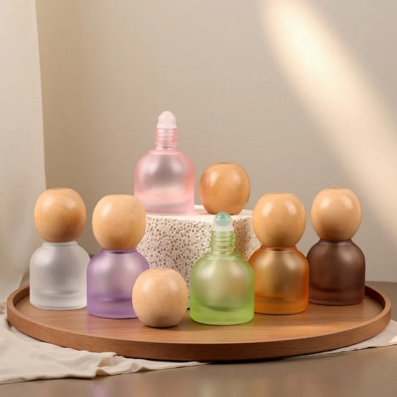 100pcs/lots 10ml High-end Wooden Cap Roller Bottle Frosted Glass Multi-color Light-proof Refillable Essential Oil Perfume Bottle