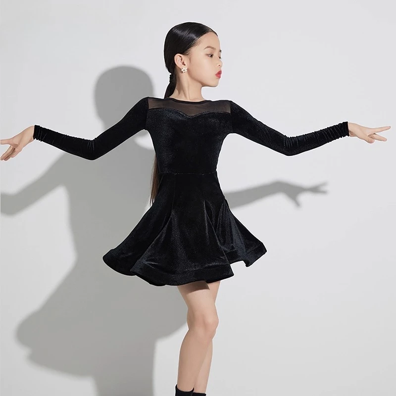 ที่กําหนดเองเด็กสาวละตินเต้นรําบอลรูมเครื่องแต่งกายการแข่งขันฝึกเสื้อผ้ากระโปรงใหญ่ประสิทธิภาพชุดพู่ชุด