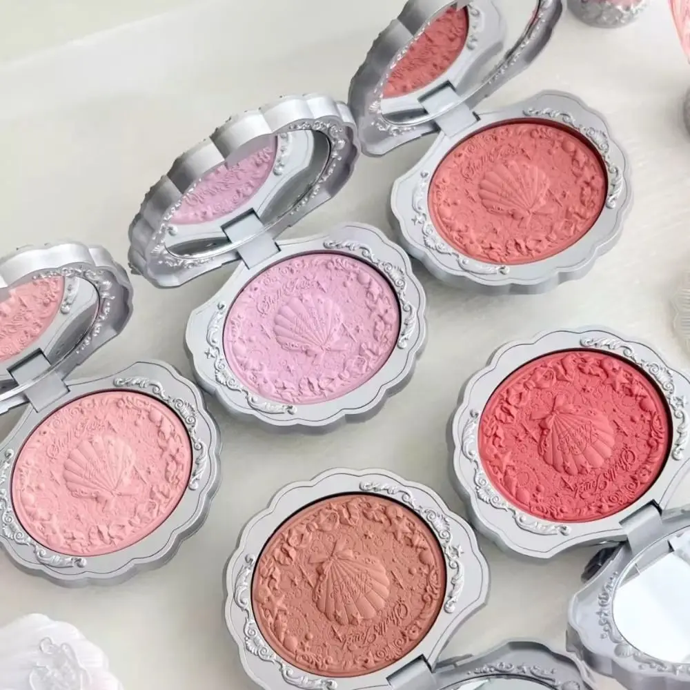 

New Embossed Design Flower Knows Blush Hybrid Formula Elegant Silk Satin Blusher Luxury Vintage Pearl Makeup