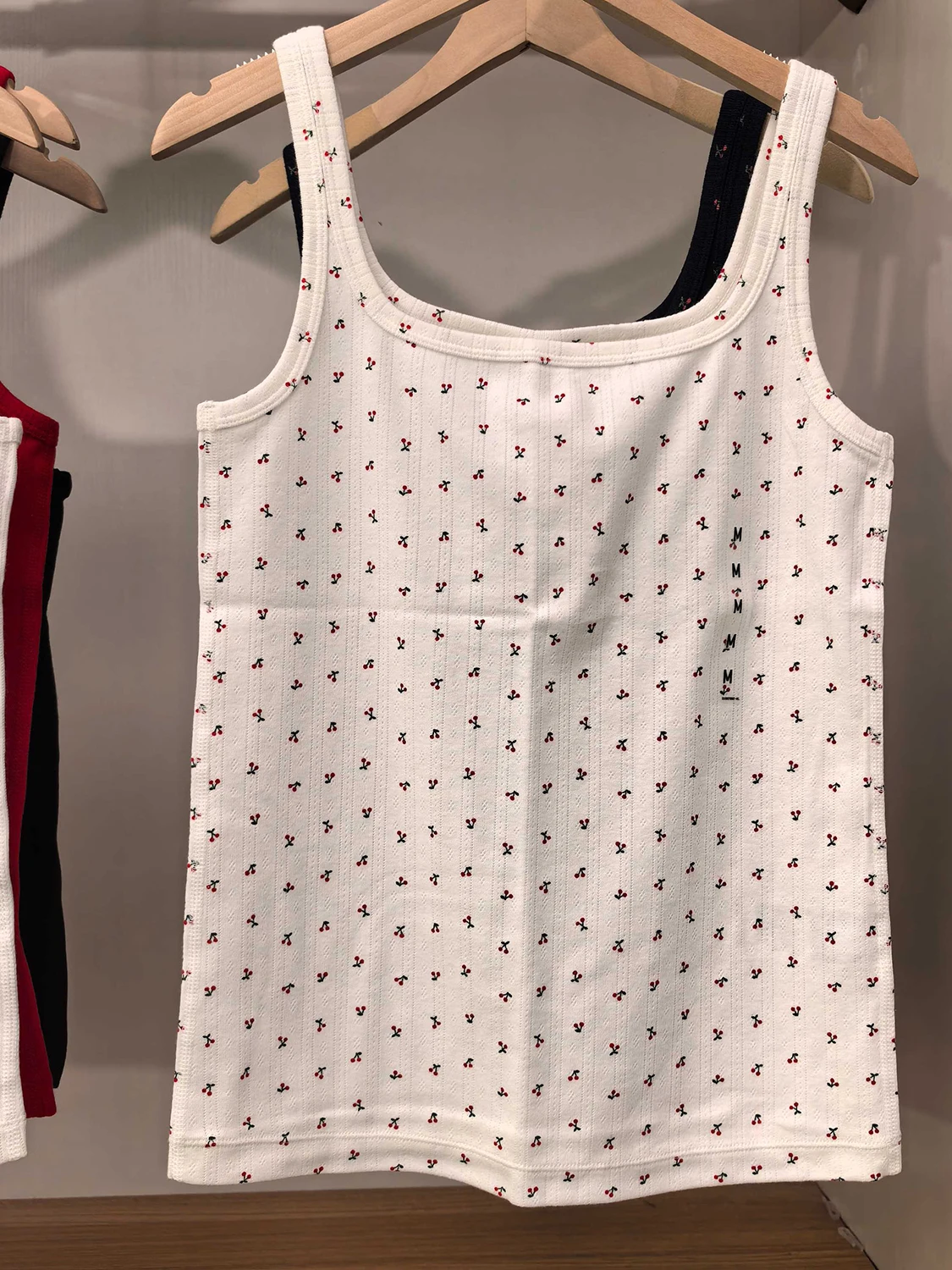 Summer Women's Embroidered Ribbed Print Vest Strap Base Shirt 26 New Model High Elastic Short Length Striped Pattern