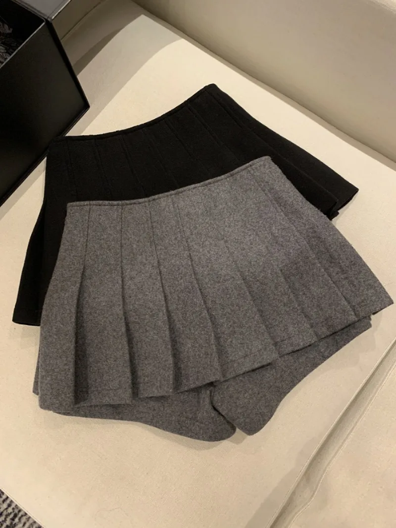 

Korean Fashion Three-dimensional Pleated Skirt for Women's Winter New High Waisted Woolen Slim and Versatile Short Skirt Pants