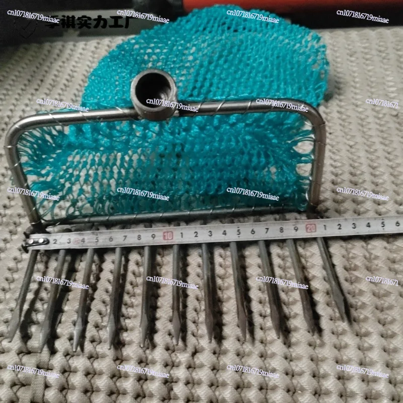 Catch the sea with a net rake to catch shells and aquatic tools to dig clams and snails artifact Catch the sea artifact