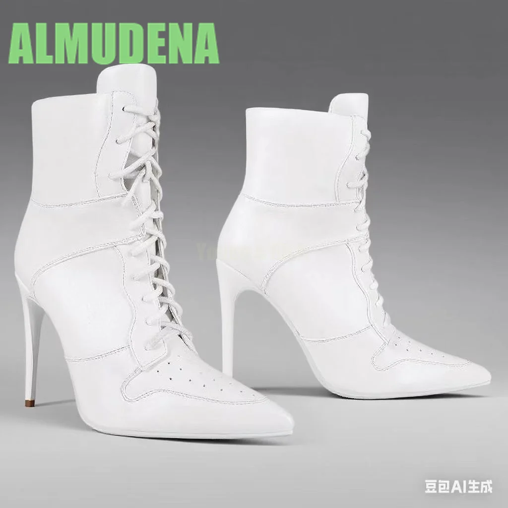 الجبهة الدانتيل يصل الرياضة نمط أحذية قصيرة أنيقة مثير وأشار الجلود البيضاء المرقعة تصميم النمط البريطاني سليم الكعب العالي