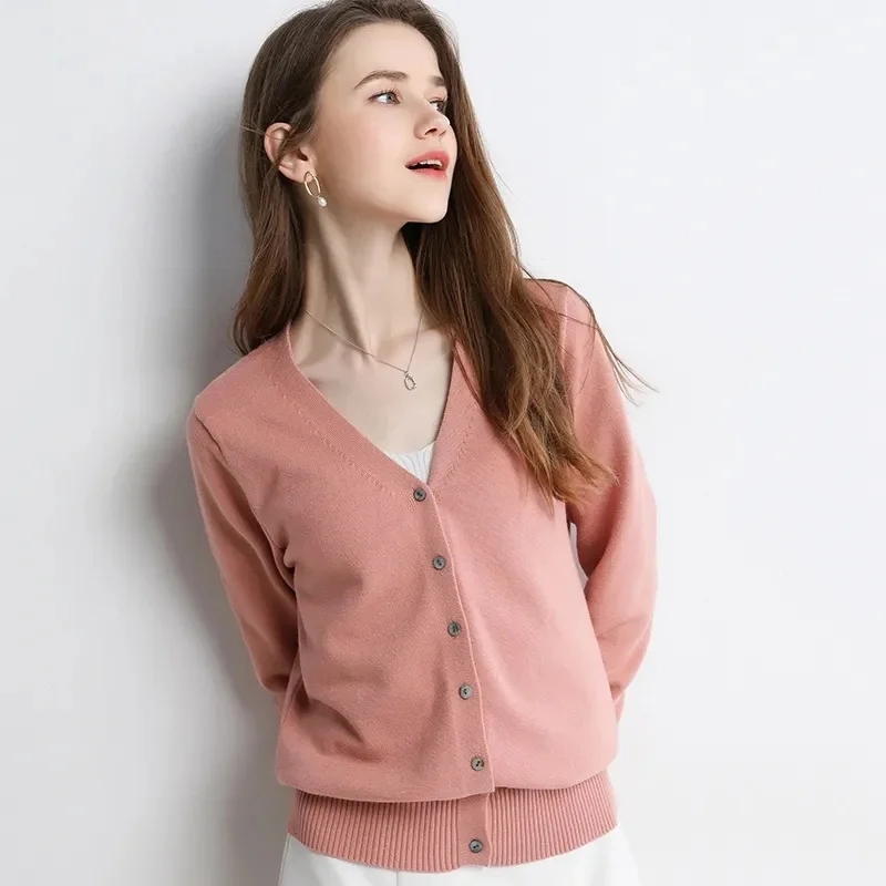 Damska dzianinowa bluzka z długim rękawem w stylu koreańskim, jesienna moda damska, sweter z dekoltem w serek, elegancka kurtka dzianinowa 2025, wysokiej jakości sweter w jednolitym kolorze.