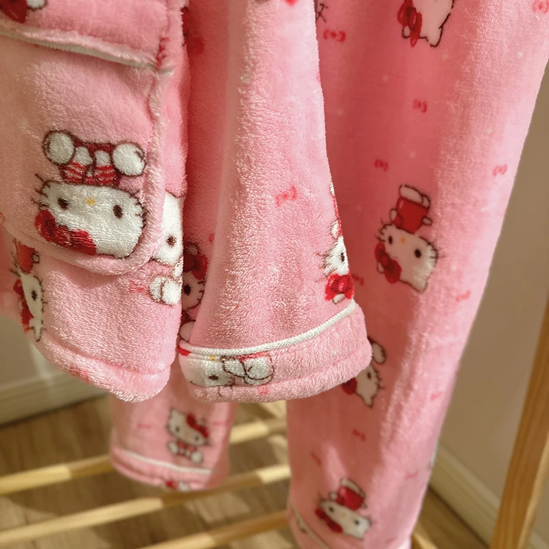 Sanrio Hello Kitty Women\'s Winter Pajamas Fleece Lapel Cardigan Homewear Two-piece Set Coral Fleece Thickened Warm Pajamas