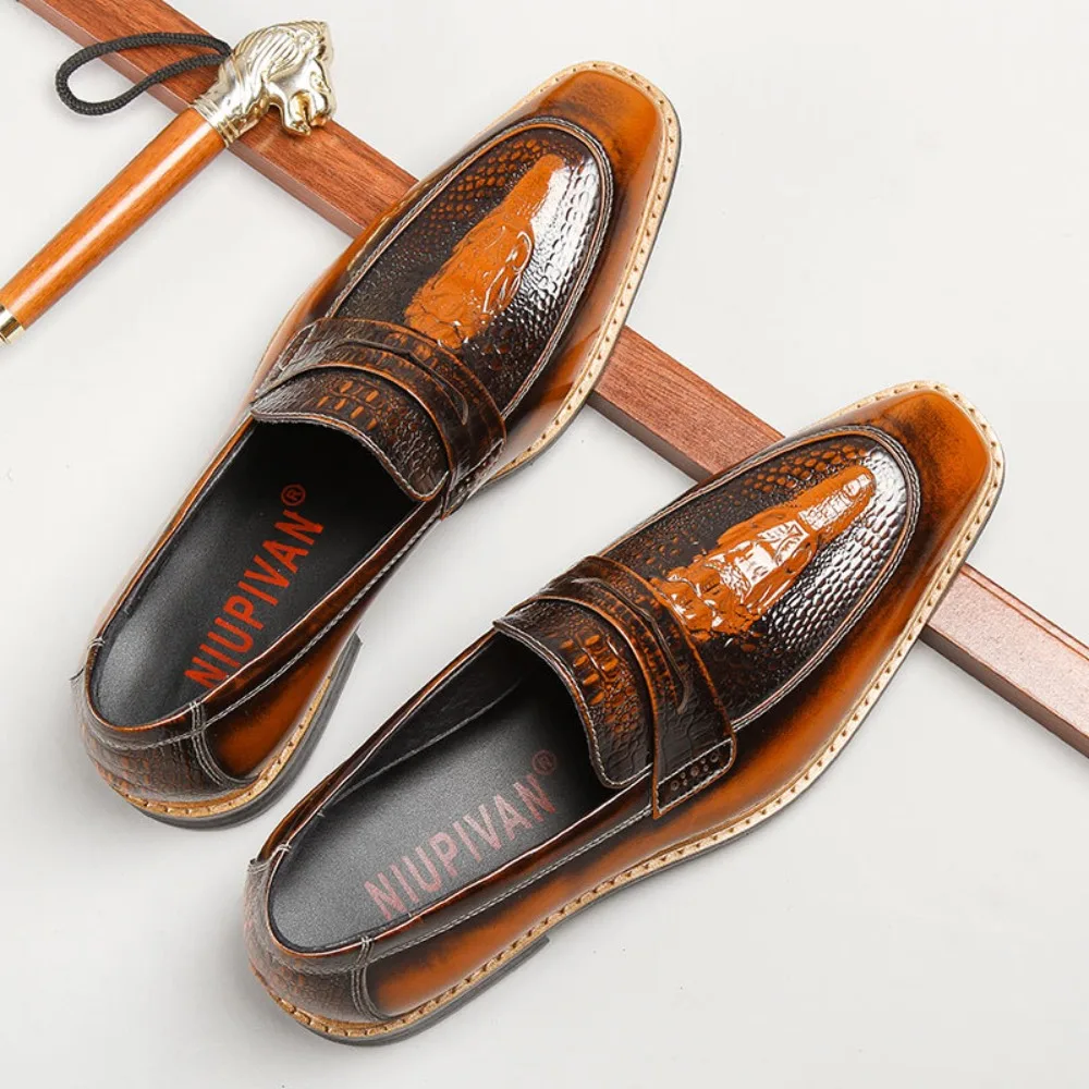 Men's Slip on Business Shoes Glossy Pointed Toe Uniform Modern Office Shoes Suitable for Office Evening Party