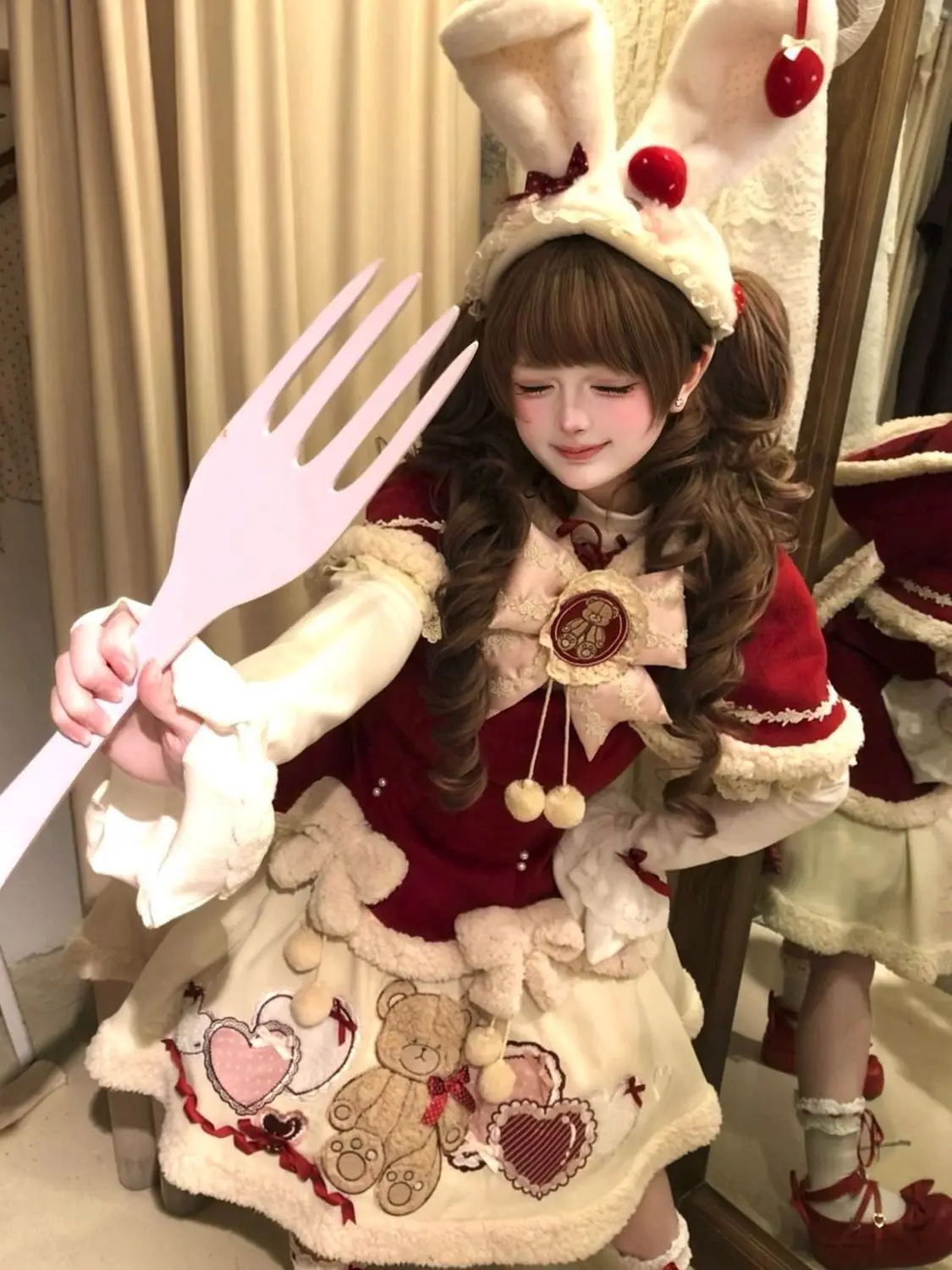 Cute Bunny Ear Hood Cloak Lolita Outfit Heart Blast Design Plush Trim Sleeveless Dress For Christmas Theme Photoshoot - view 4