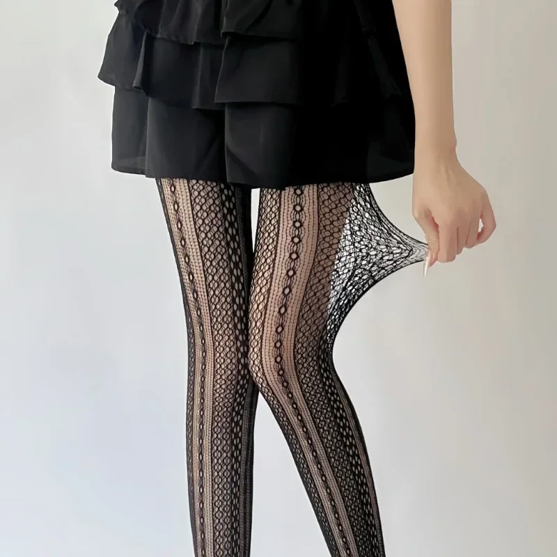 Collant a rete in pizzo a rete sexy da donna Nuovo stile Calze bianche elastiche in nylon Collant a righe verticali dolce francese scavato