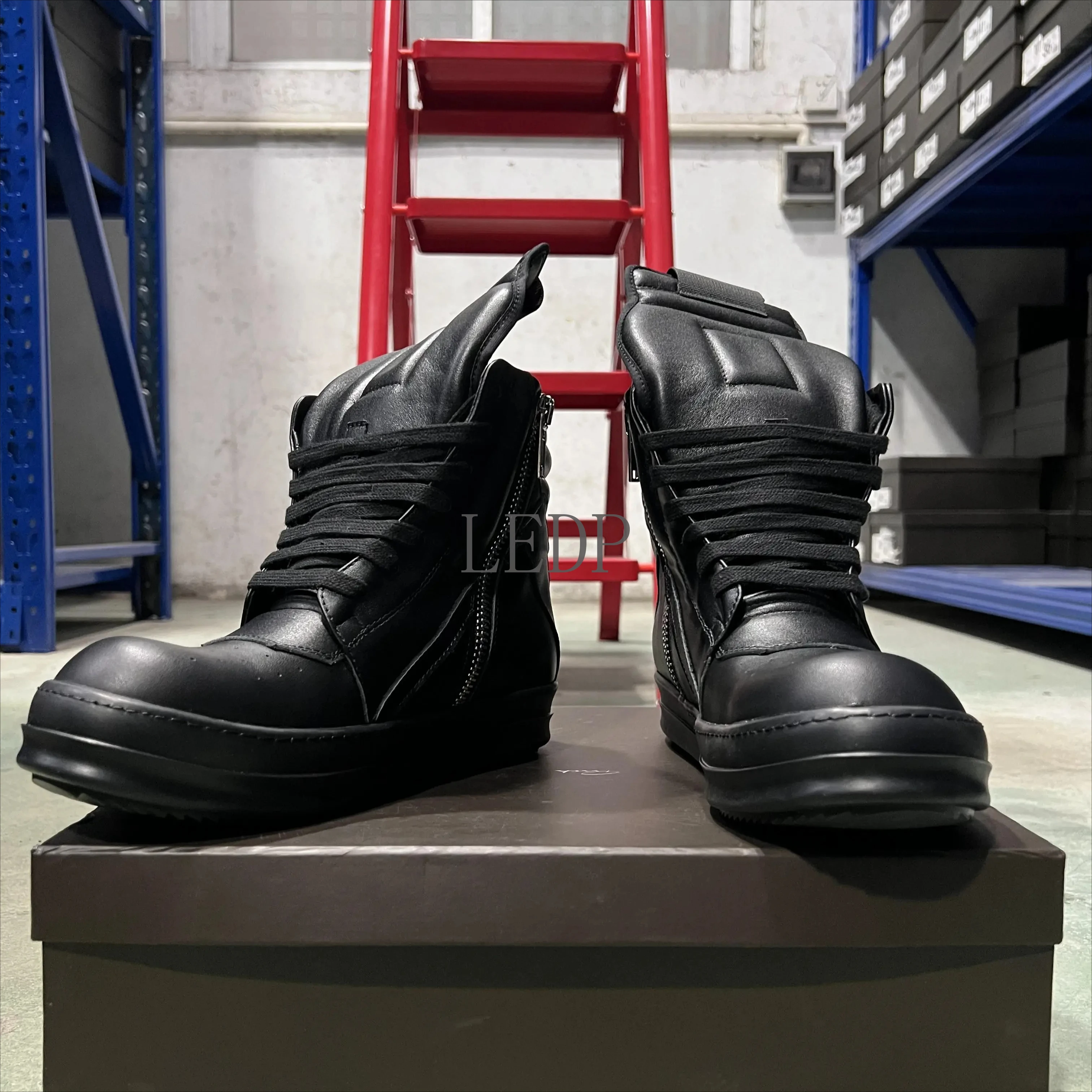 Brand Casual Men Shoes All Black Leather Women High Top Sneakers Classic Black Sneaker Fashion Zipper Luxury Designer Ankle Boot