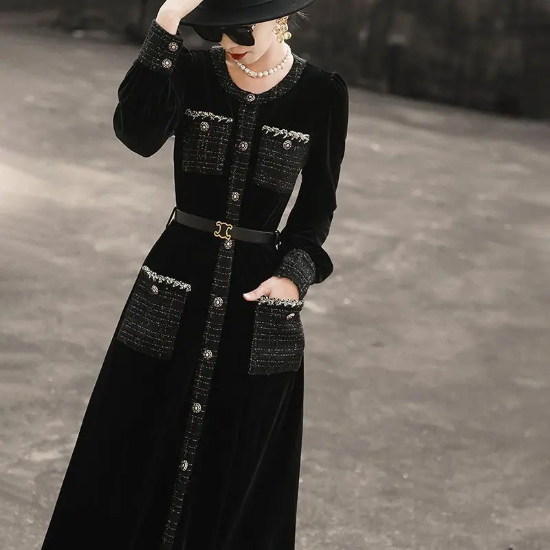 

New Elegant Single-breasted Patchwork Dress That Slims the Waist and Looks Slimmer