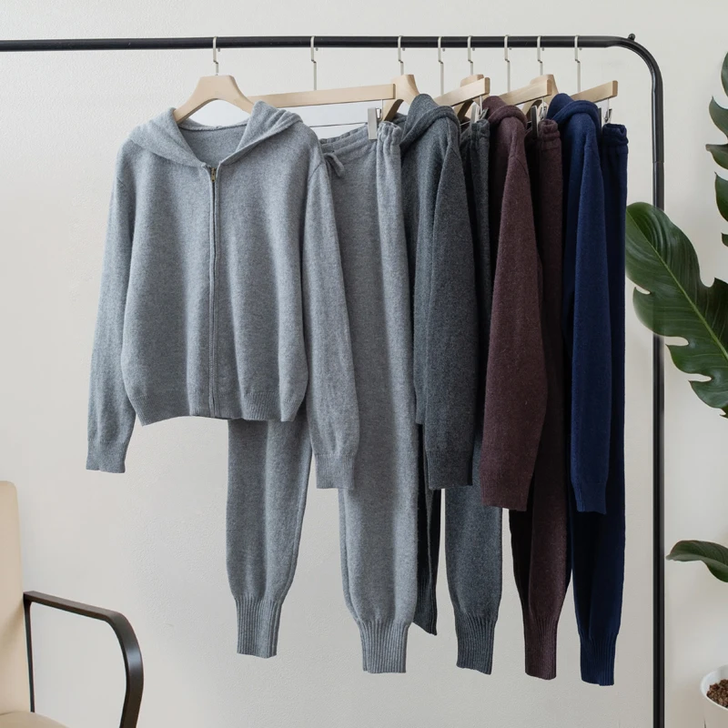 2015 Women's Knit Wool Cardigan and Pants Set