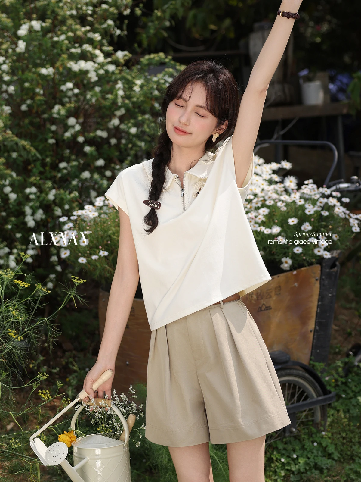 ALXNAN Kaos Kerah Polo Lengan Pendek Katun Kaos Wanita 2025 Elegan Desain Ritsleting Bunga 3D Atasan Kasual Wanita L55210