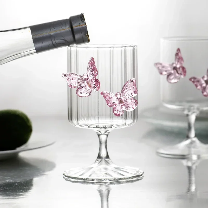 

BespritGift Elegant Borosilicate Wine Glass Set Butterfly Design 2pc Goblet Cups for Cocktail & Champagne Glassware Gift Box