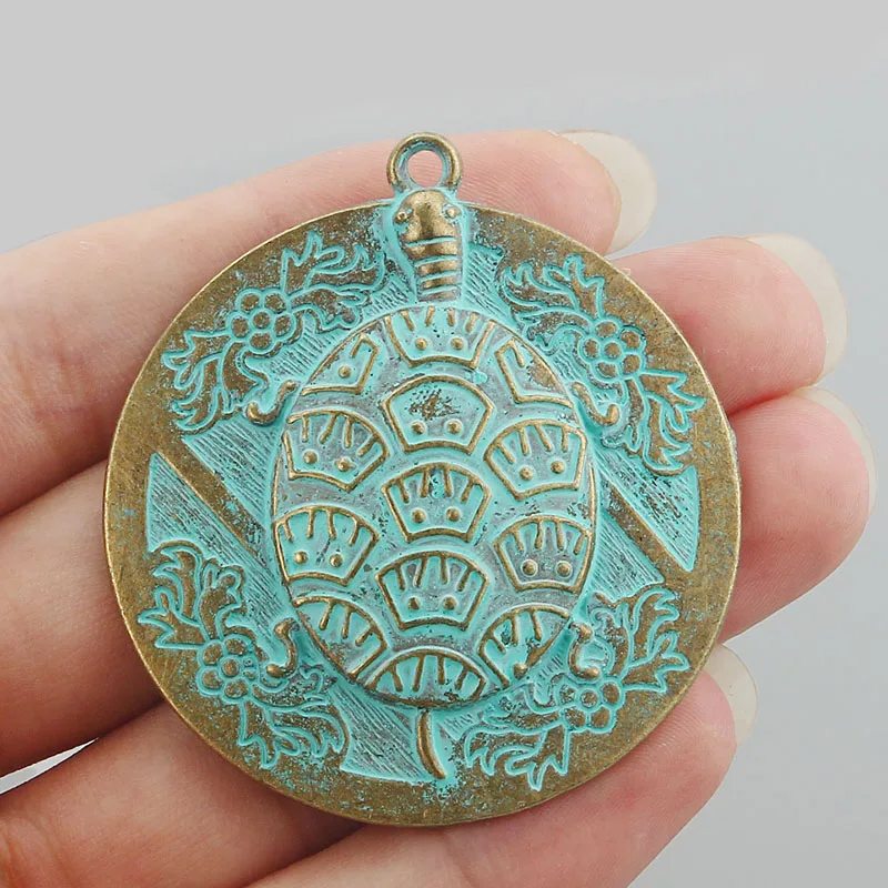 2Pcs Verdigris Patina Large Round Carved Tortoise Turtle Charms Pendant Medallion For DIY Necklace Jewelry Making 49x49mm