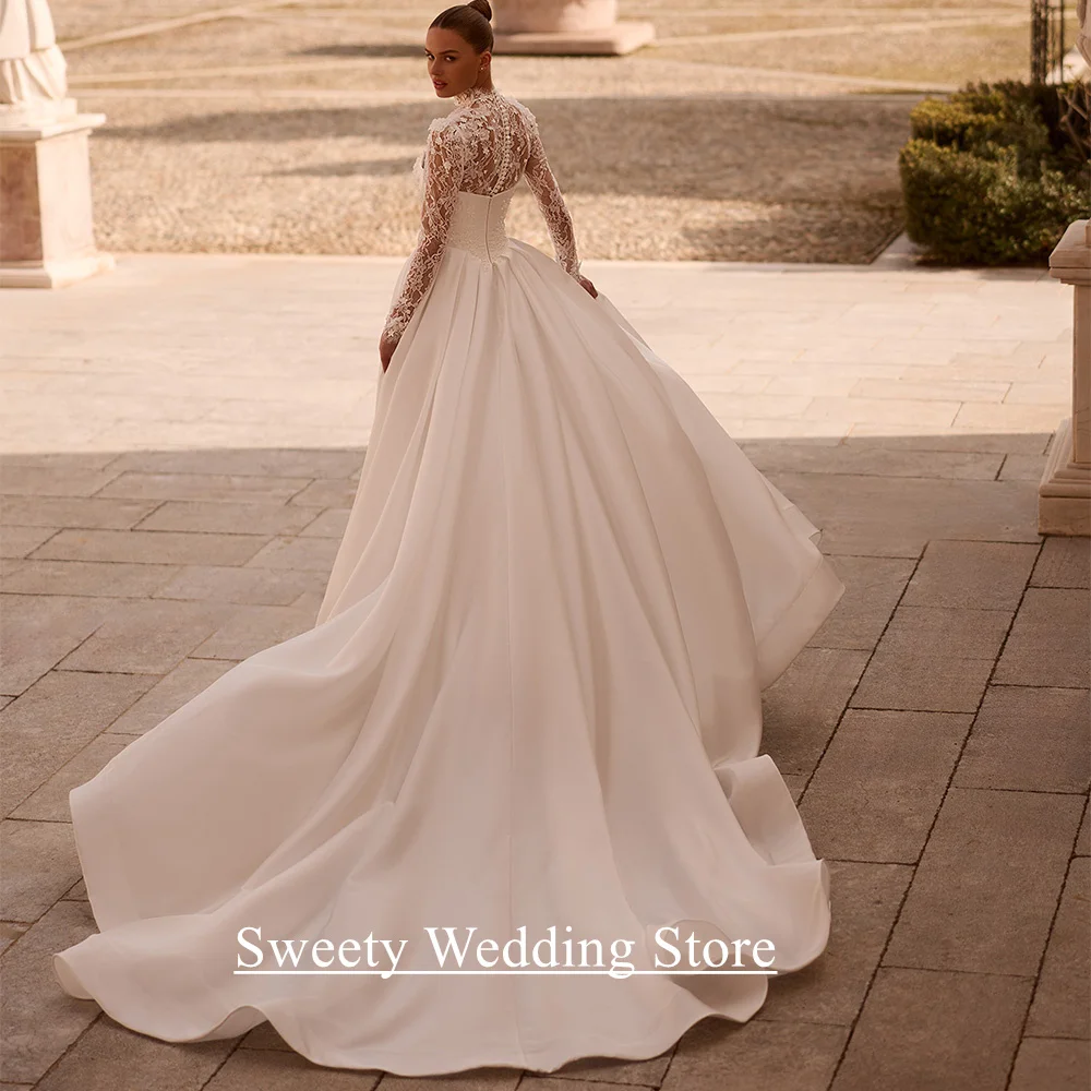 Charming Wedding Dress with Detachable Lace Jacket Customized Scoop Neck Pearls Applique A Line Court Train Bridal Gown