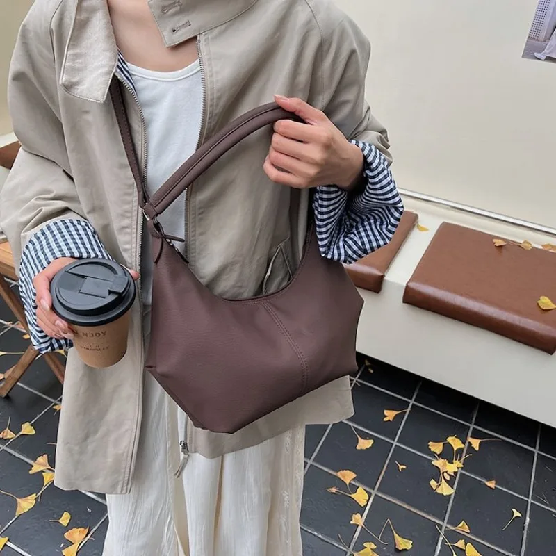 

Gorgeous Chic Diaper Bag Tote Baby Care Aquarium Trip Mom Exquisite Charming Dainty Elegant Versatile Practical Organized