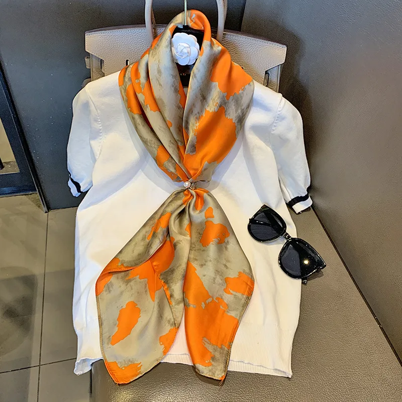 

New Orange Letter Print Scarf 90cm Square Scarf Fashionable Versatile Elegant Wholesale Marque De Luxe Femme