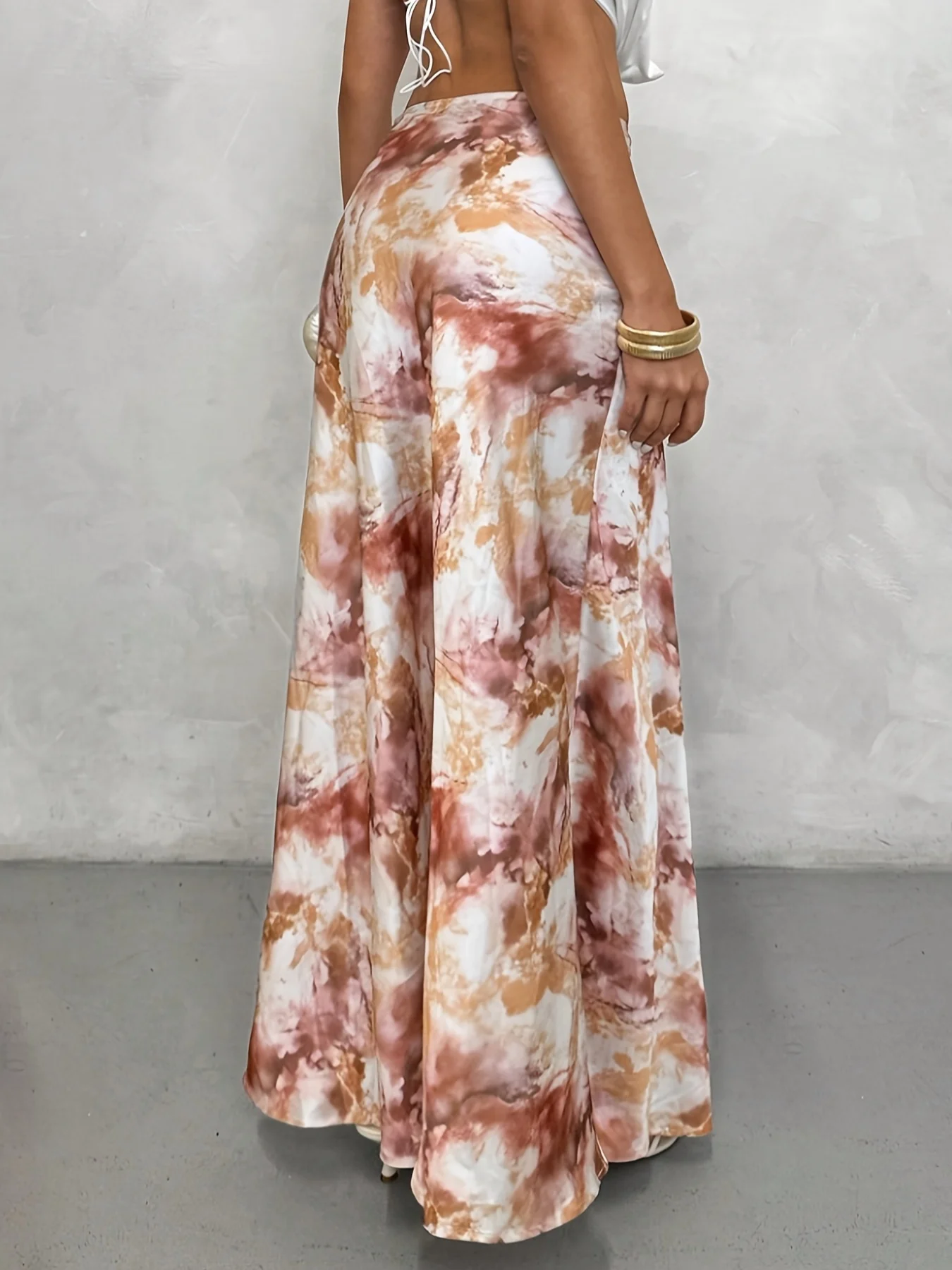 Thumbnail 3 - #4 Latest Long Skirts Offers