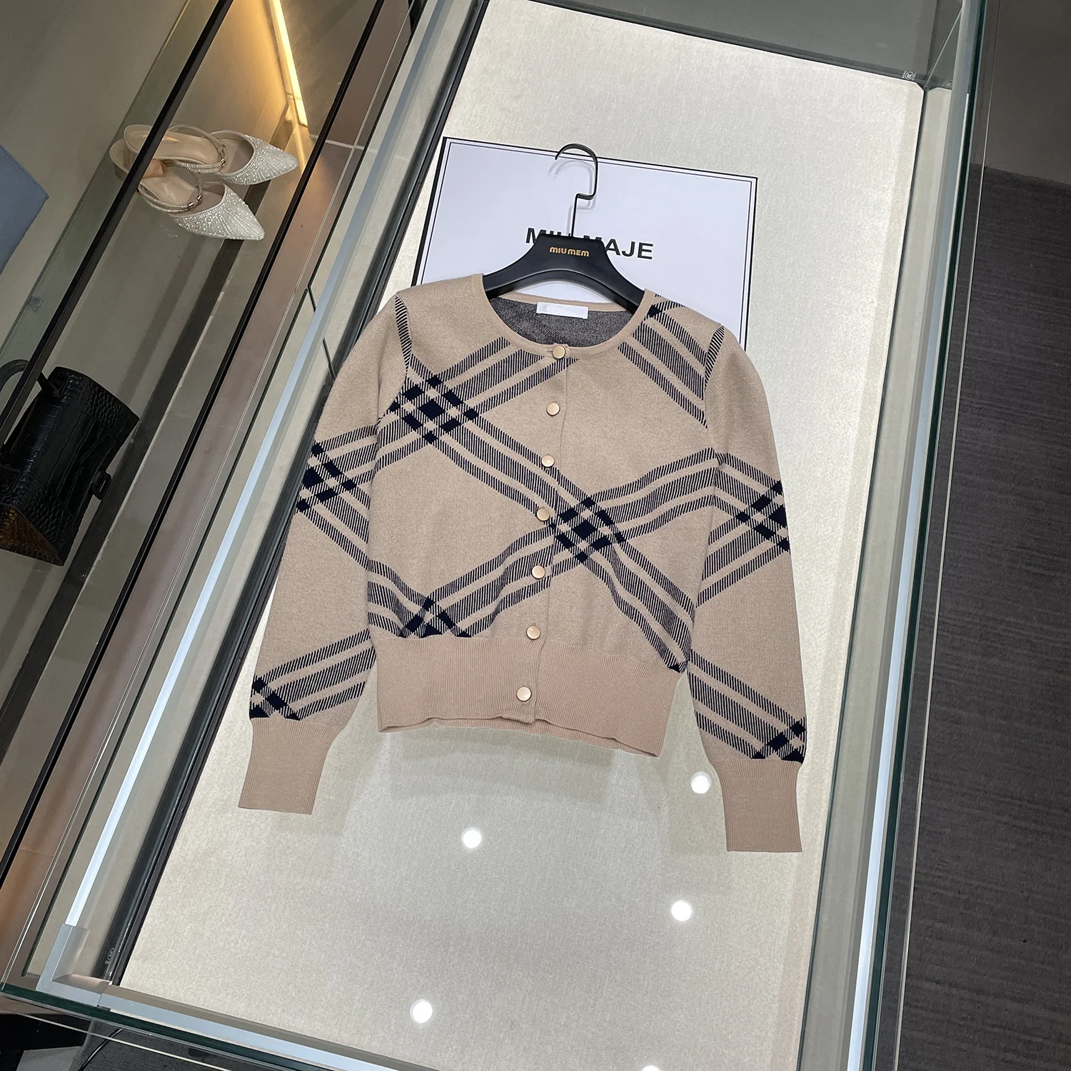 

Высококачественный женский вязаный длинный кардиган с принтом свека на одной пуговице, корейский дизайн в стиле ретро, осенний женский свитер Faion